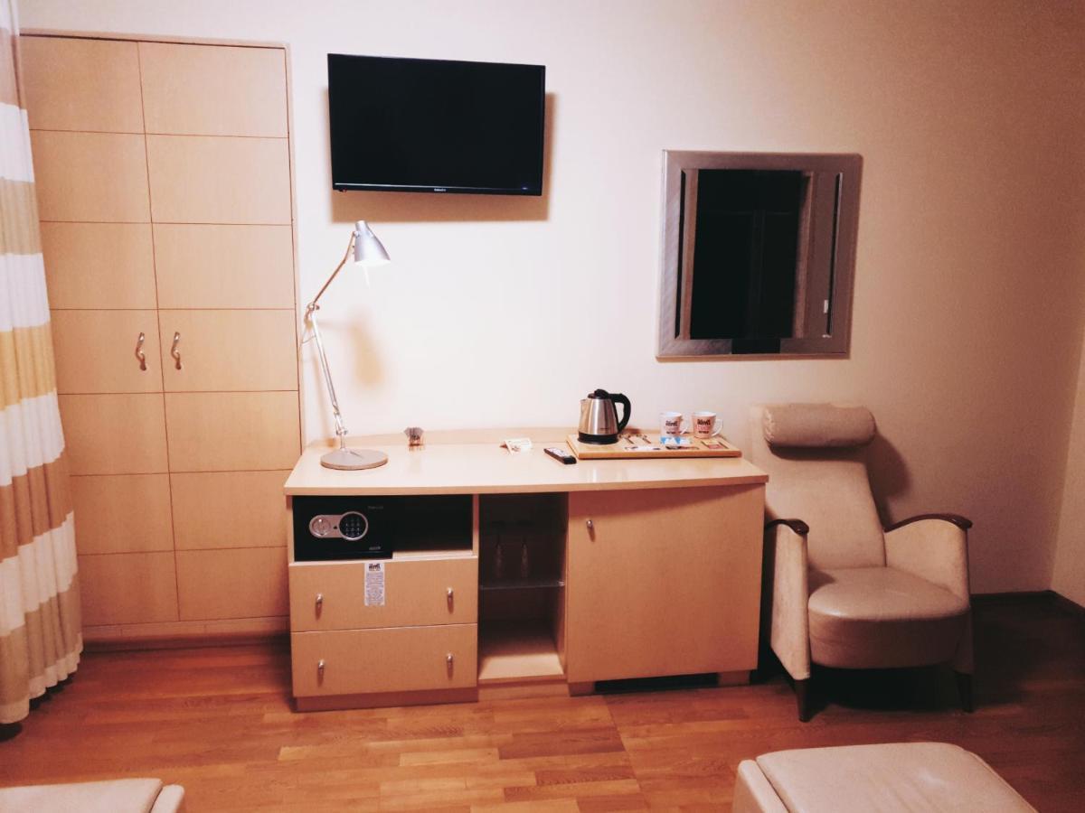 Albergue Bialy Slon Delux Gdynia Exterior foto